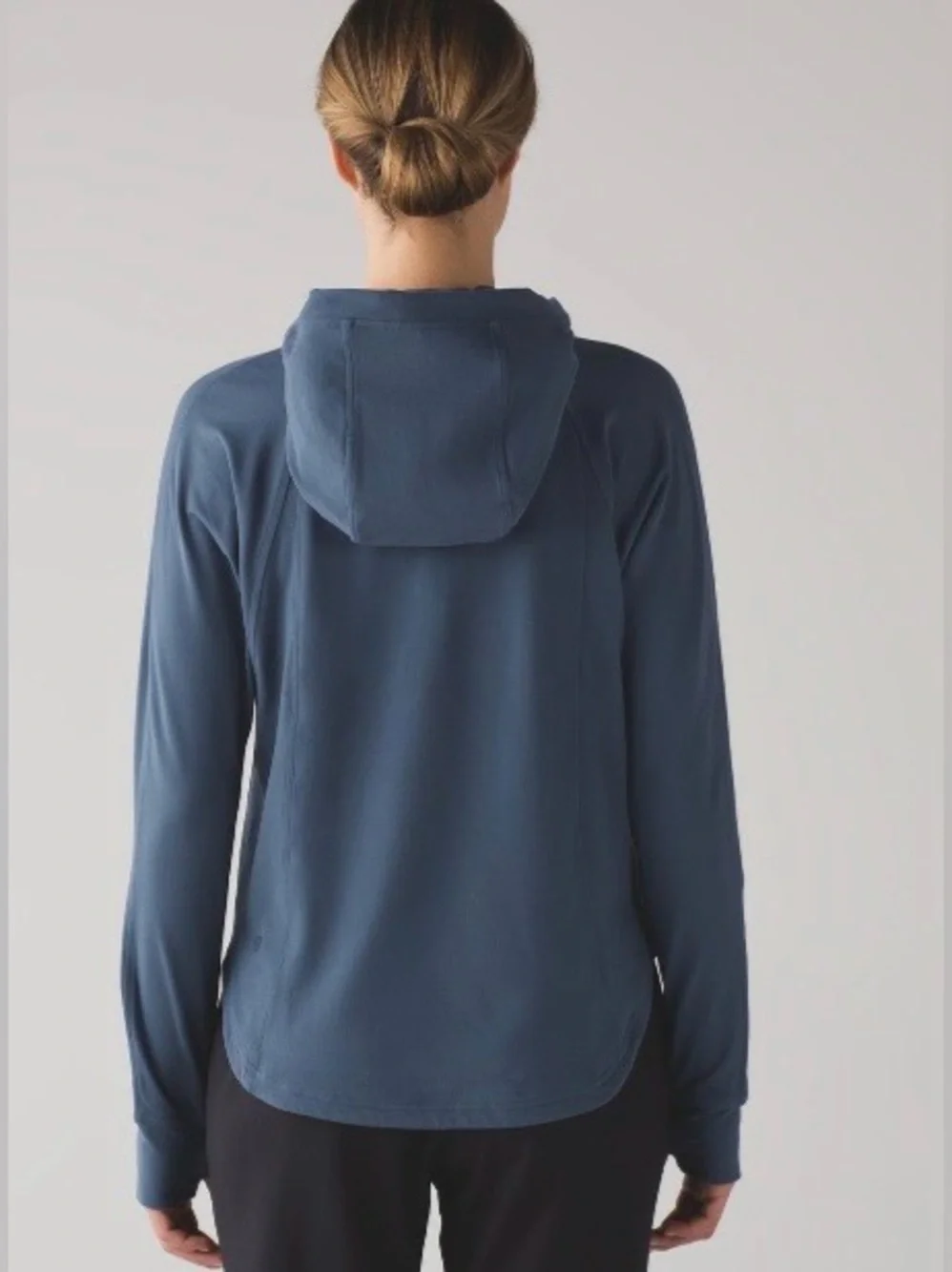 Lululemon - Pick Up The Pace Long
Sleeve - Astro Blue - Picture 4 of 11